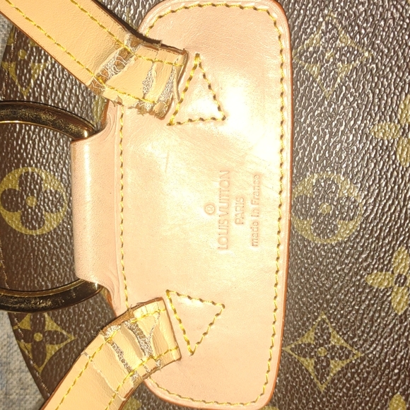 Louis Vuitton backpack - Picture 2 of 10